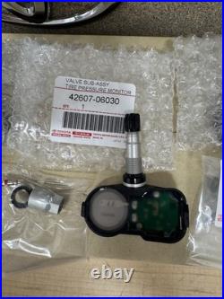 2016-2020 Toyota Avalon Qty 4 Tire Pressure Sensors & Fitting Kits New Oem