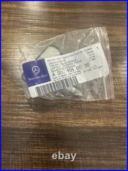 A0009050030 Genuine OEM Mercedes-Benz Tire Pressure Sensor